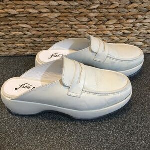 Free People Cream Slip-On Platform Loafers